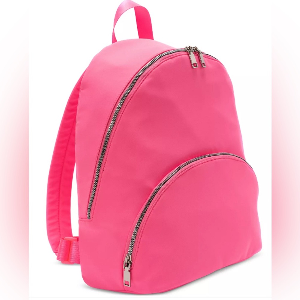 New Internacional Concepts medium backpack
